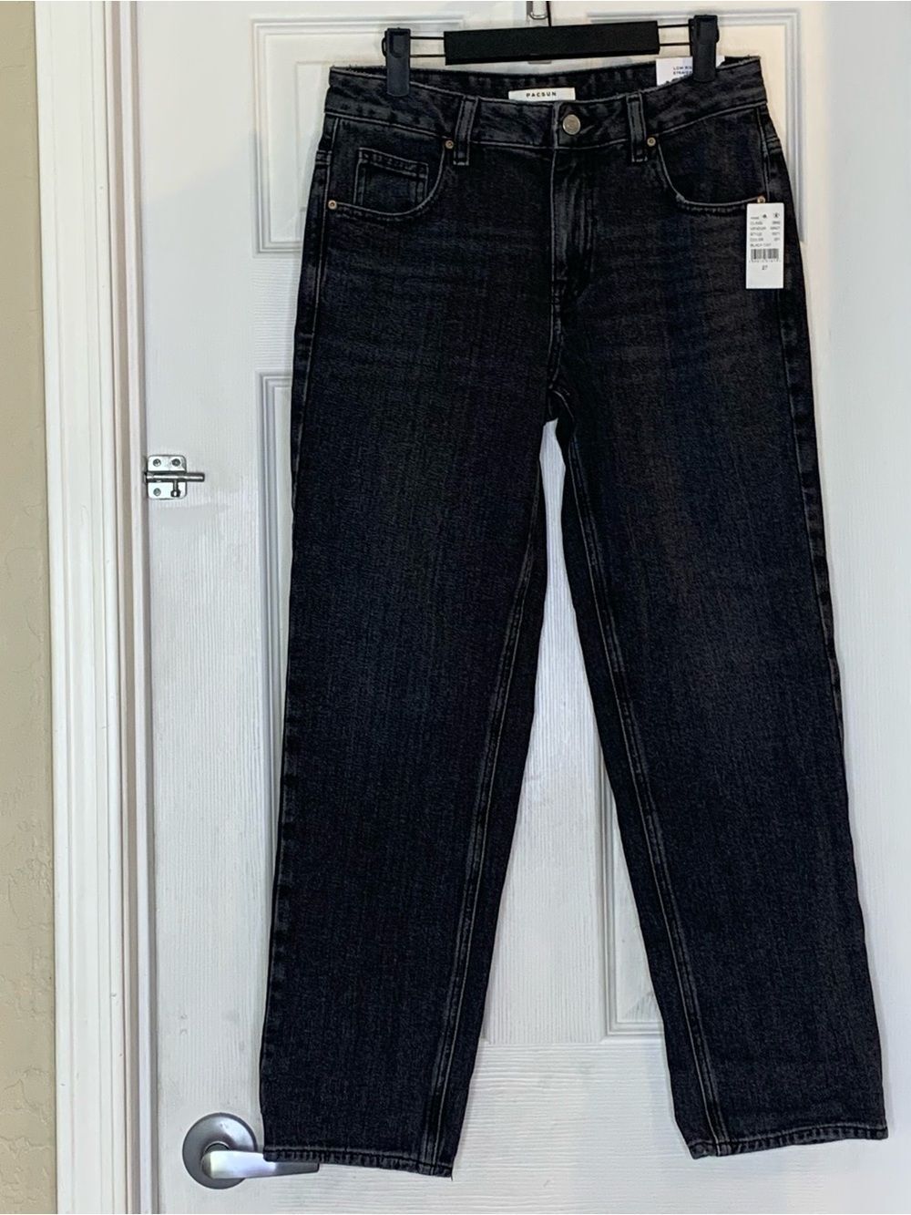 Pacsun Low Rise Straight Jeans Black size 27